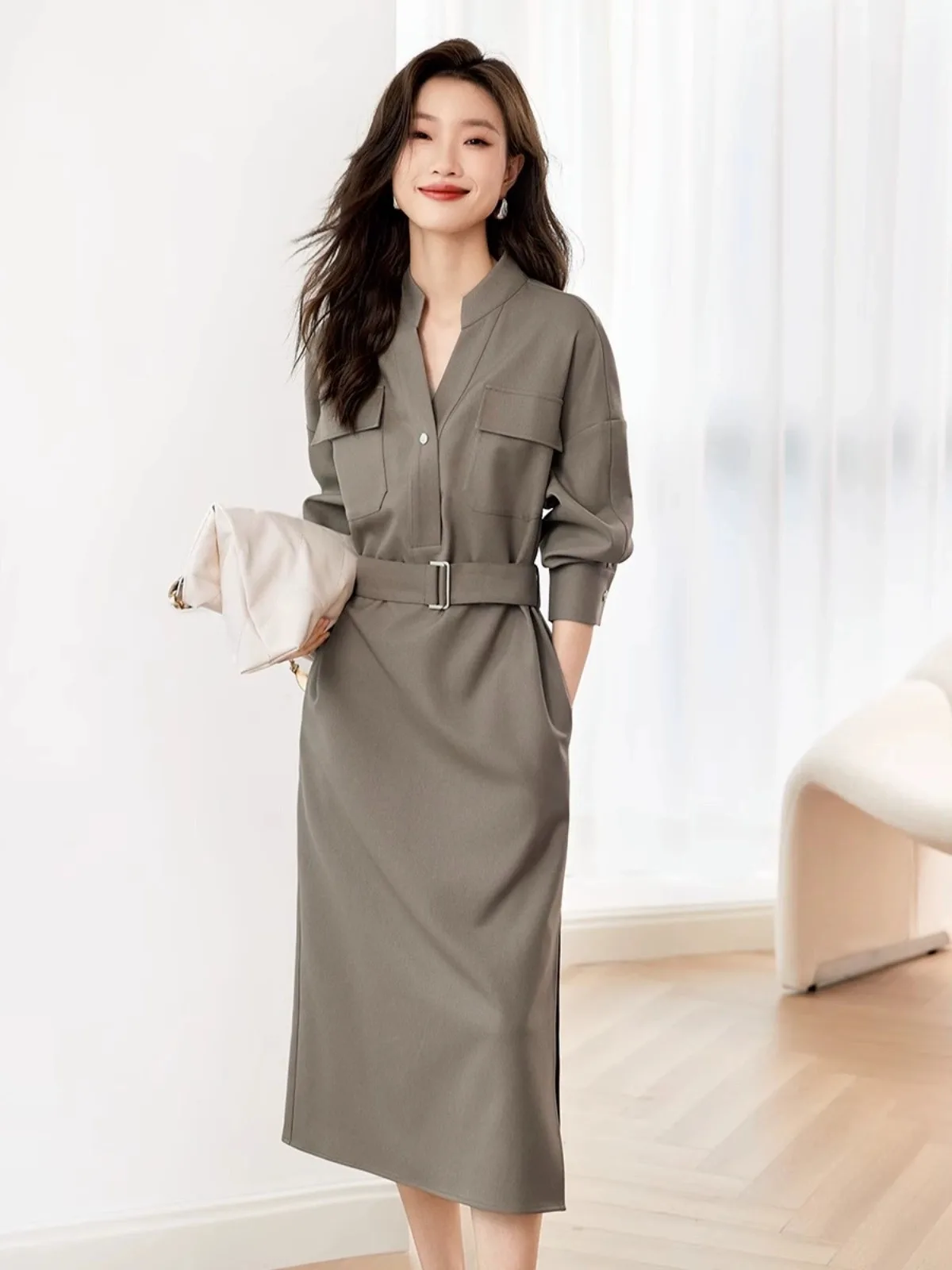 

Autumn styling sense V-neck waist thin shirt women dress temperament long-sleeved light luxury commuter casual dresses