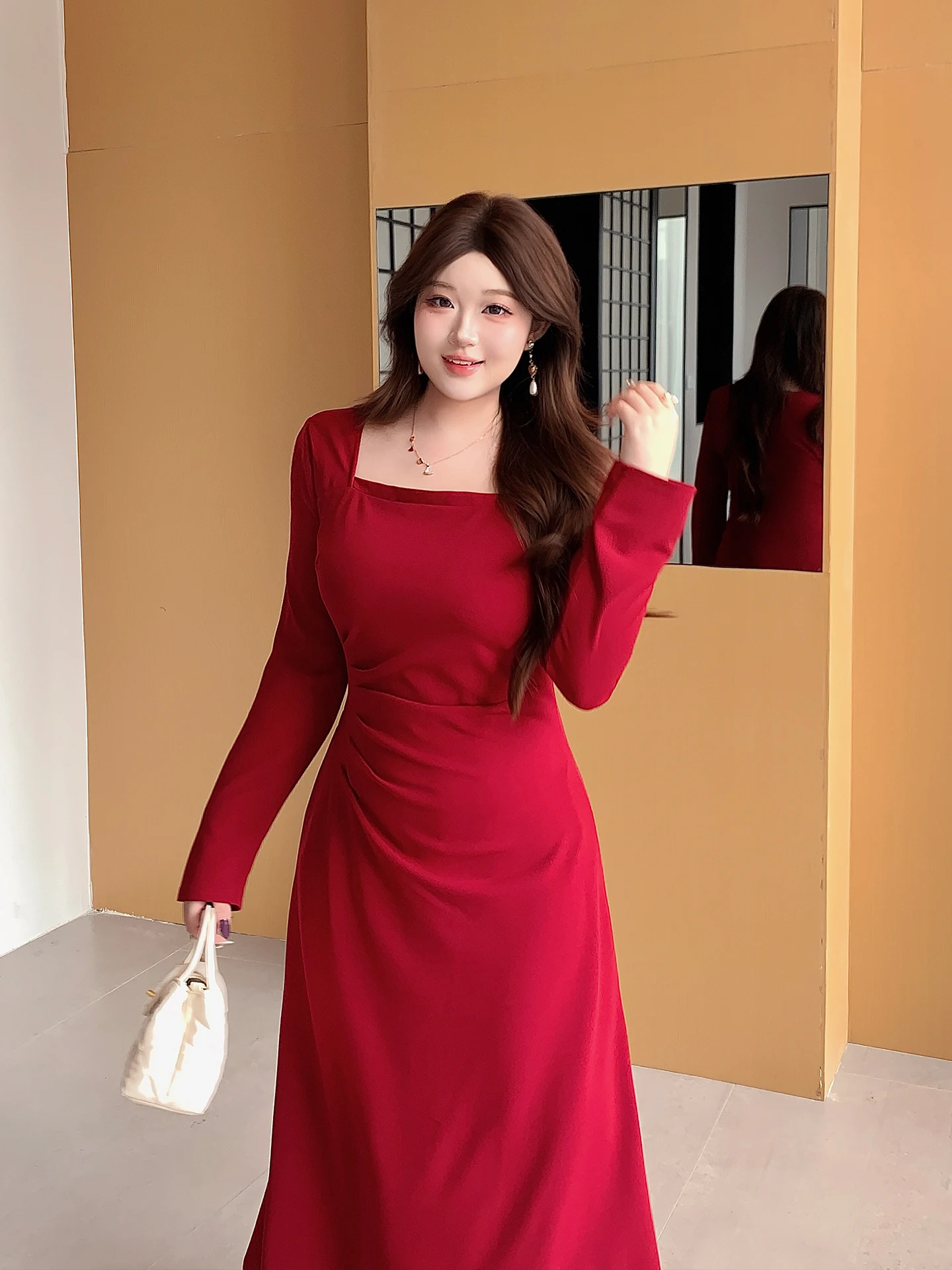 

Элегантное красное платье больших размеров с квадратным вырезом, длинное, приталенное, для свадьбы, во французском стиле, с завышенной талией, из полиэстера, длинное.