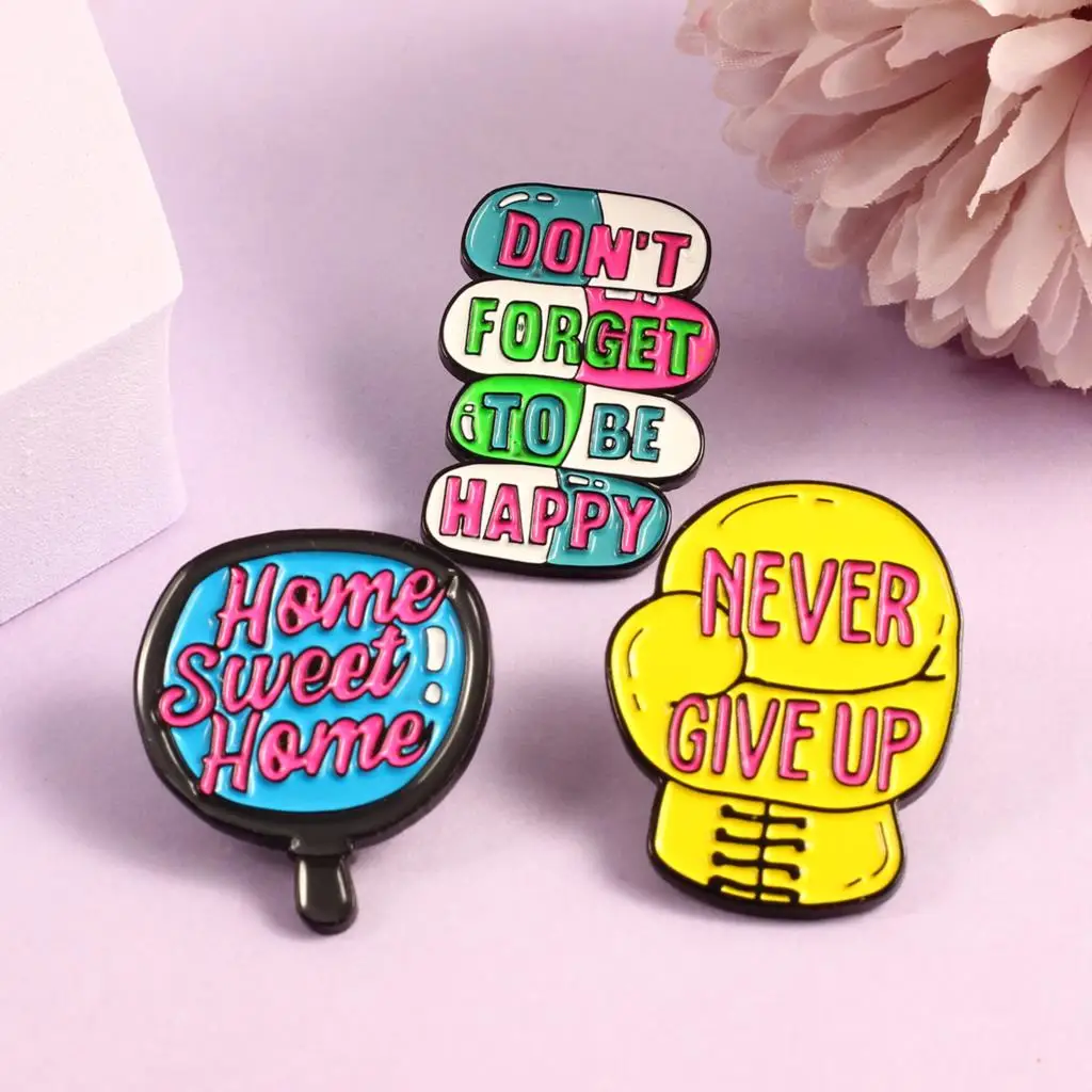 แฟชั่น Fist Boxing ยาแคปซูลเคลือบ Pin สุขภาพ Power'NEVER GIVE UP,อย่าลืม Happy'Brooch Badge เครื่องประดับสำหรับเด็ก