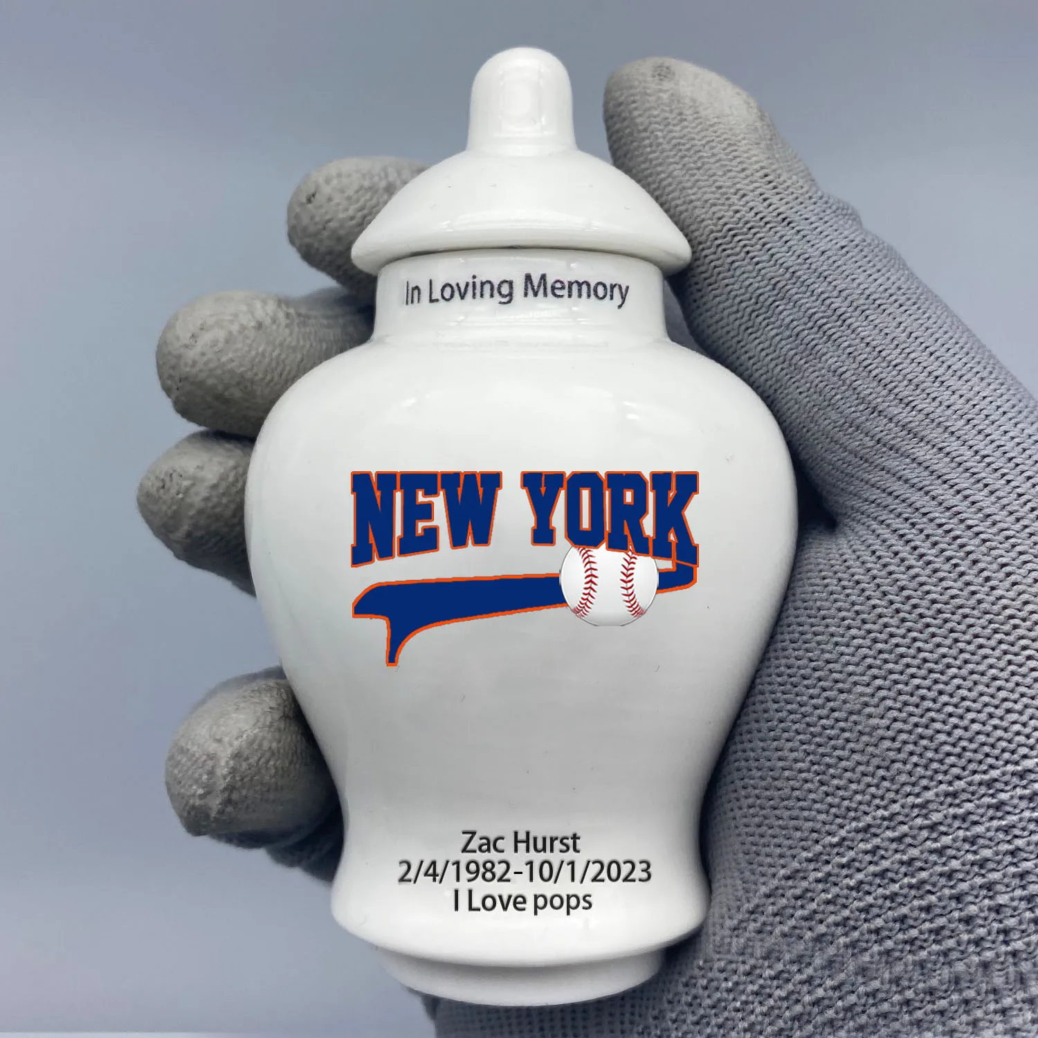 Mini Urn for New York Mets-Baseball themed.Please send me the customization information - name/date and number on the urn