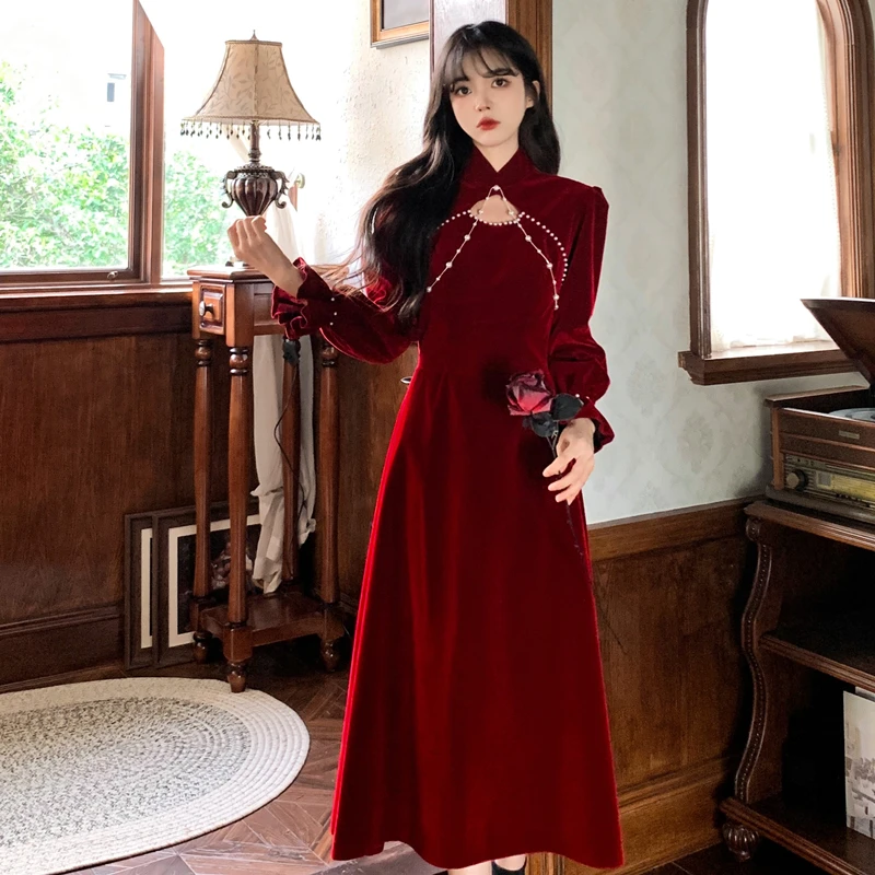 Winter Elegant Luxury Pearls Velvet Red Long Dress Long Sleeve Festival New Year Party Midi Dresses Women Vestido Robe Clothing