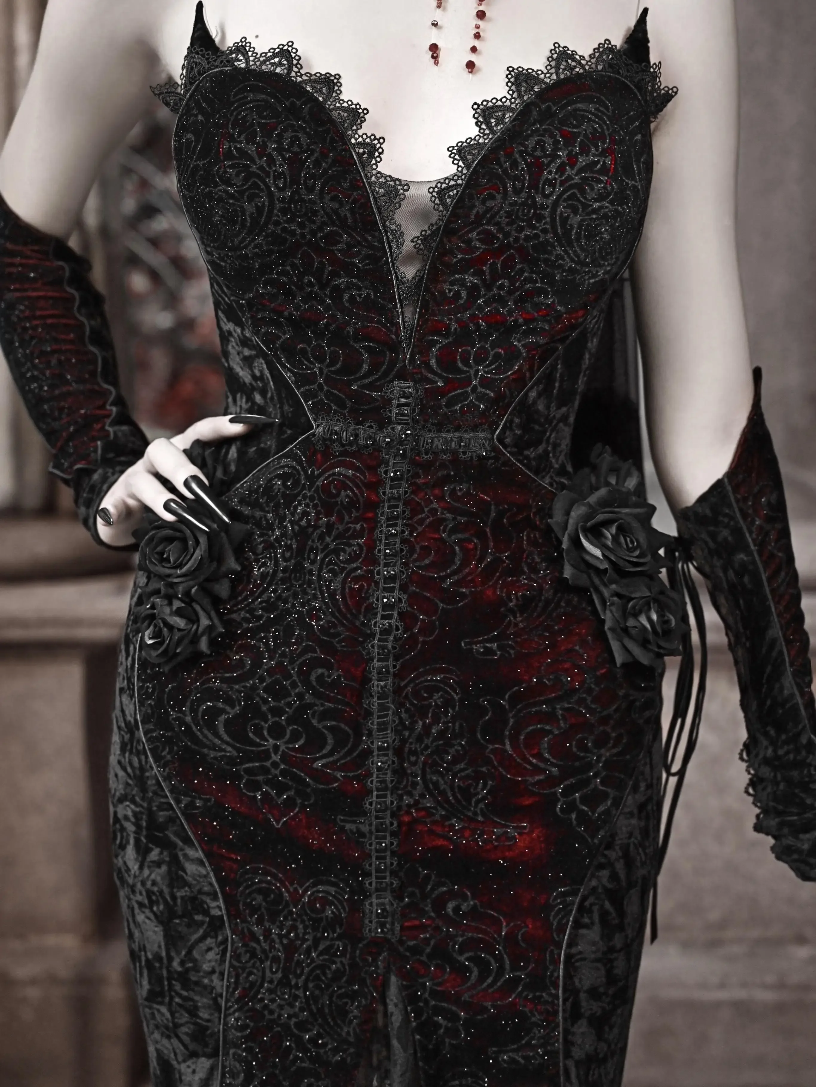 New Original Harajuku Cool Girl Fashion Black Red Velvet Fishtail Dress Dress Female Temperament Slim Sexy Kawaii Dress