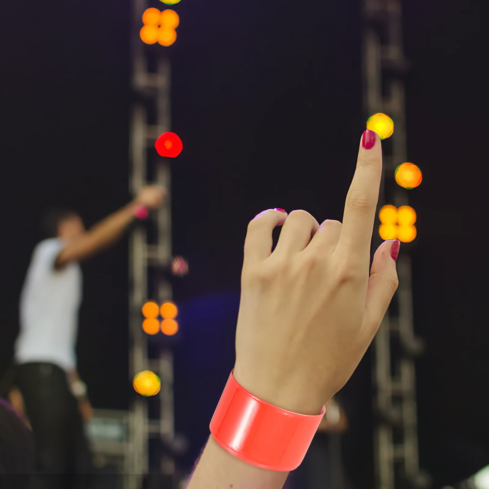 

12 Pcs Reflective Slap Night Running Cycling Arm Bracelets Wrist Badges High Visibility Sturdy Materials