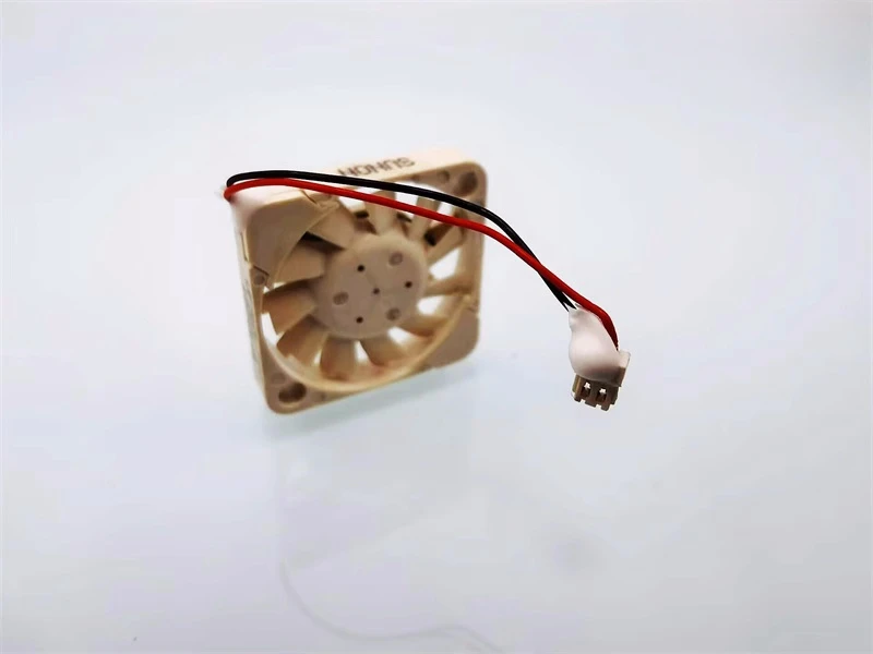 1703 5V 3.3V 1.7CM high rotation micro UAV cooling fan UF3H3-700