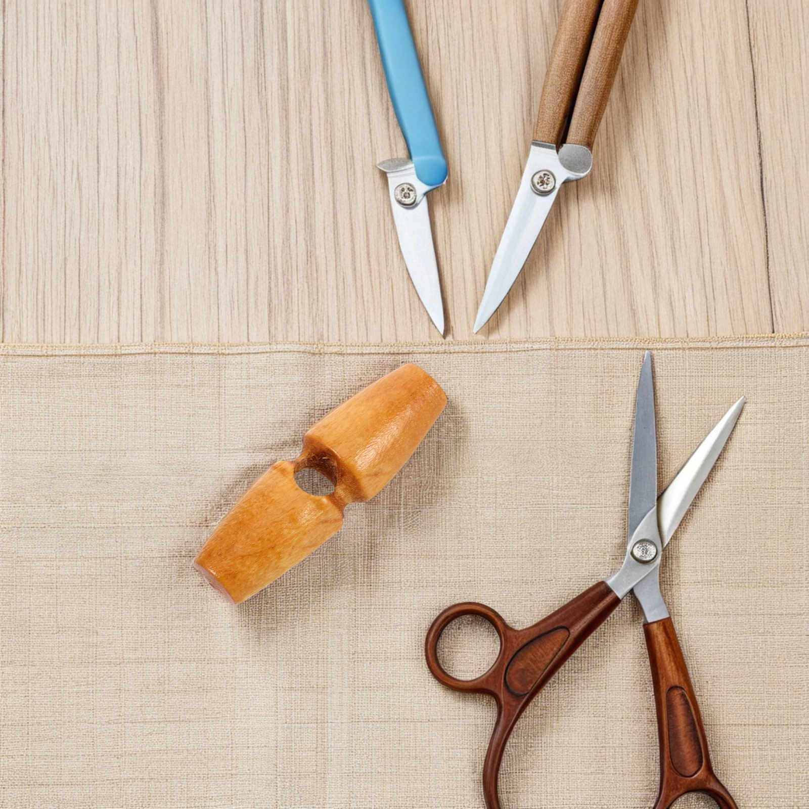 

50Pcs DIY Wood Toggle Buttons Single Hole Sturdy Hand Polished for Coats Sweaters Accessories Versatile Use Durable Aesthetic