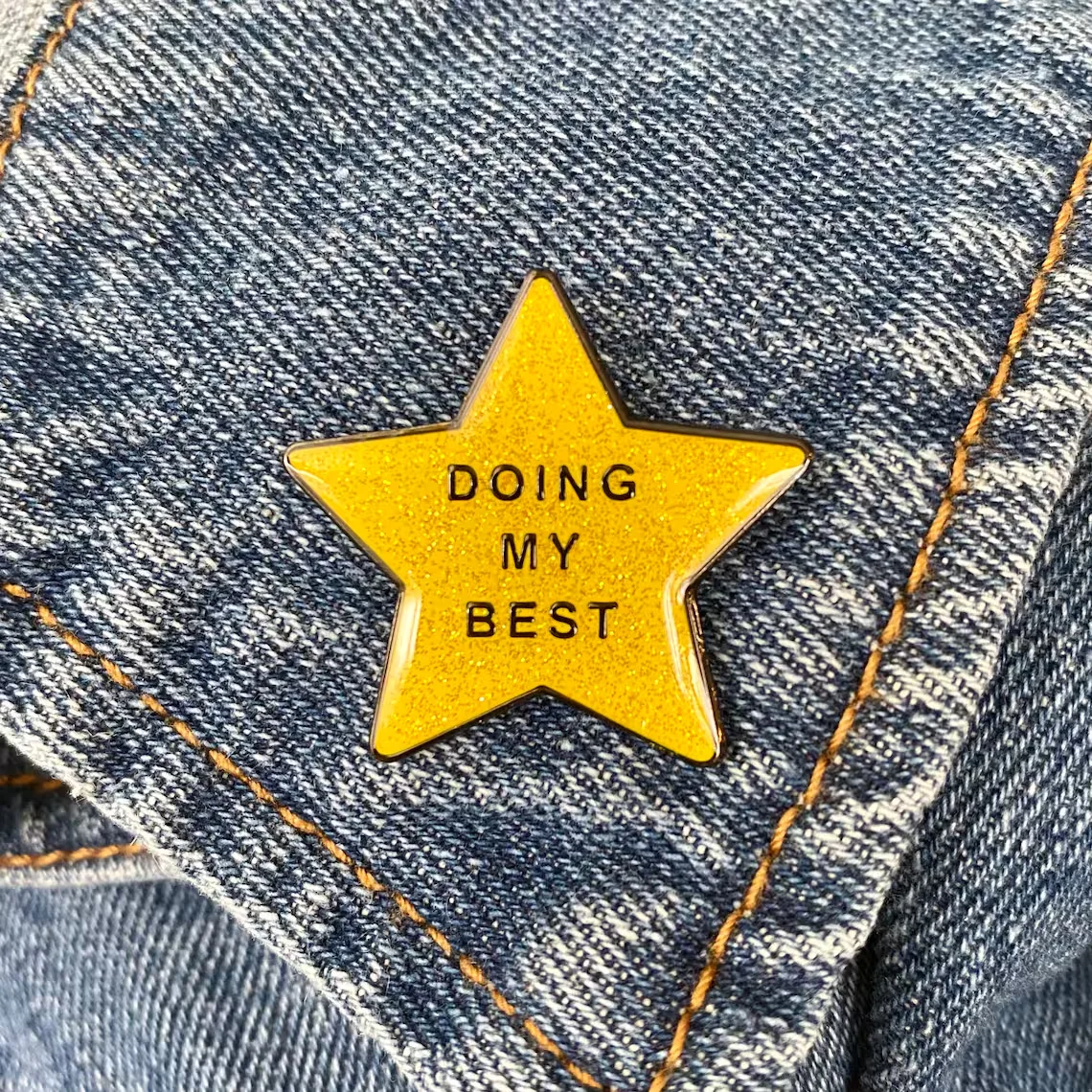 Эмалированная булавка «Doing My Best», блестящий золотой цвет, звезда, звезда, для лучшей Friens, стимулирующий подарок, драгоценности