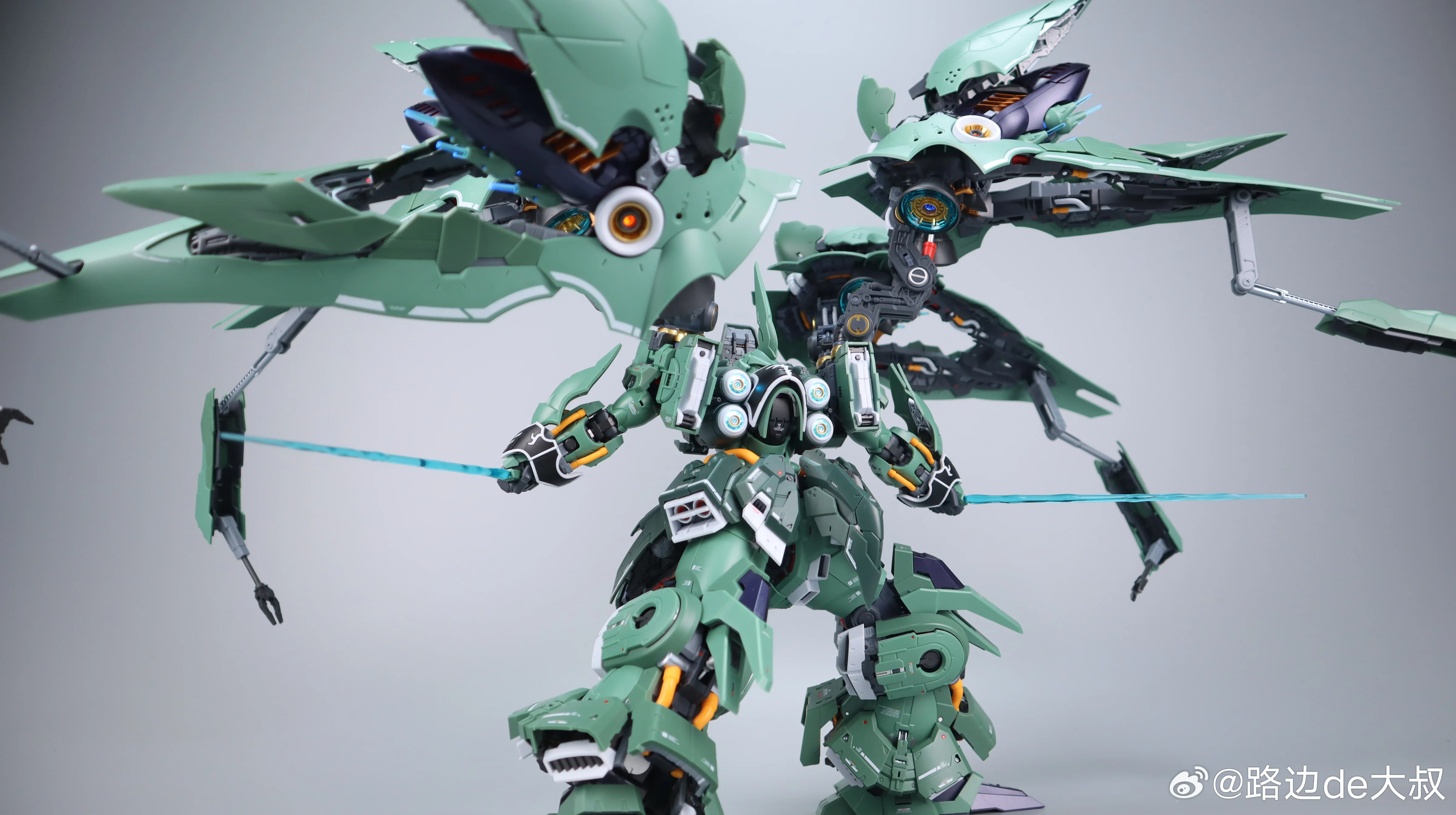 متوفر NZ-666 Kshatriya محور نموذج يعمل أوسريس المهيمن الجوي 1/100 MG Mecha LED طقم الإضاءة تجميع أطقم منمذجة لعبة