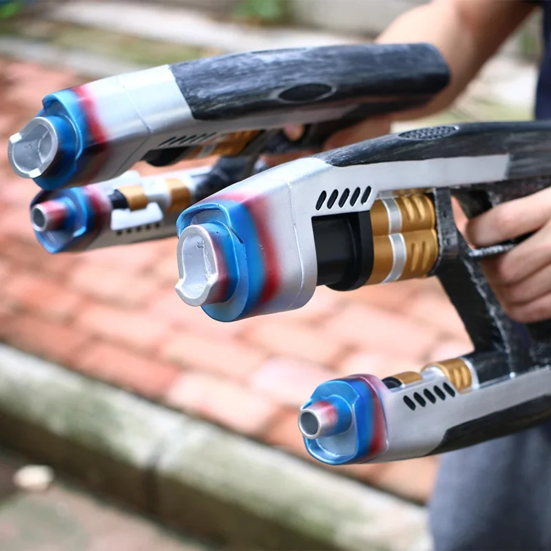 Un paio di pistole Cosplay Star Lord Gun Peter Quill arma resina puntelli fatti A mano adulto Halloween Party Prop