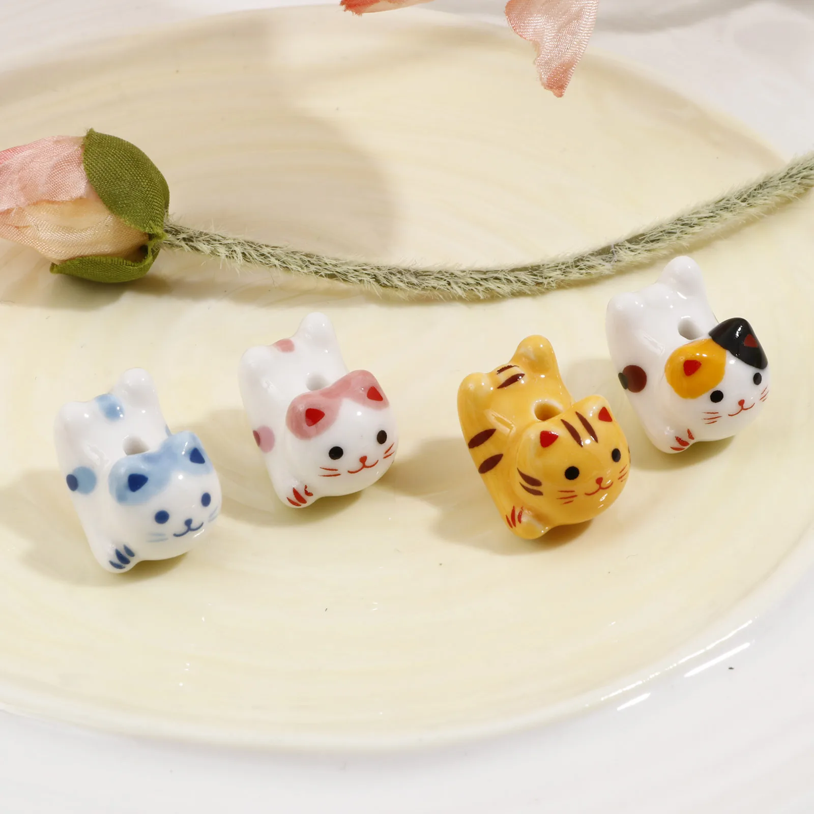 Cute 3D Cat Animal Ceramic Beads For DIY Charm Jewelry Making Bracelets Necklace About 21mm x 16mm, Hole: Approx 2.4mm, 2 PCs