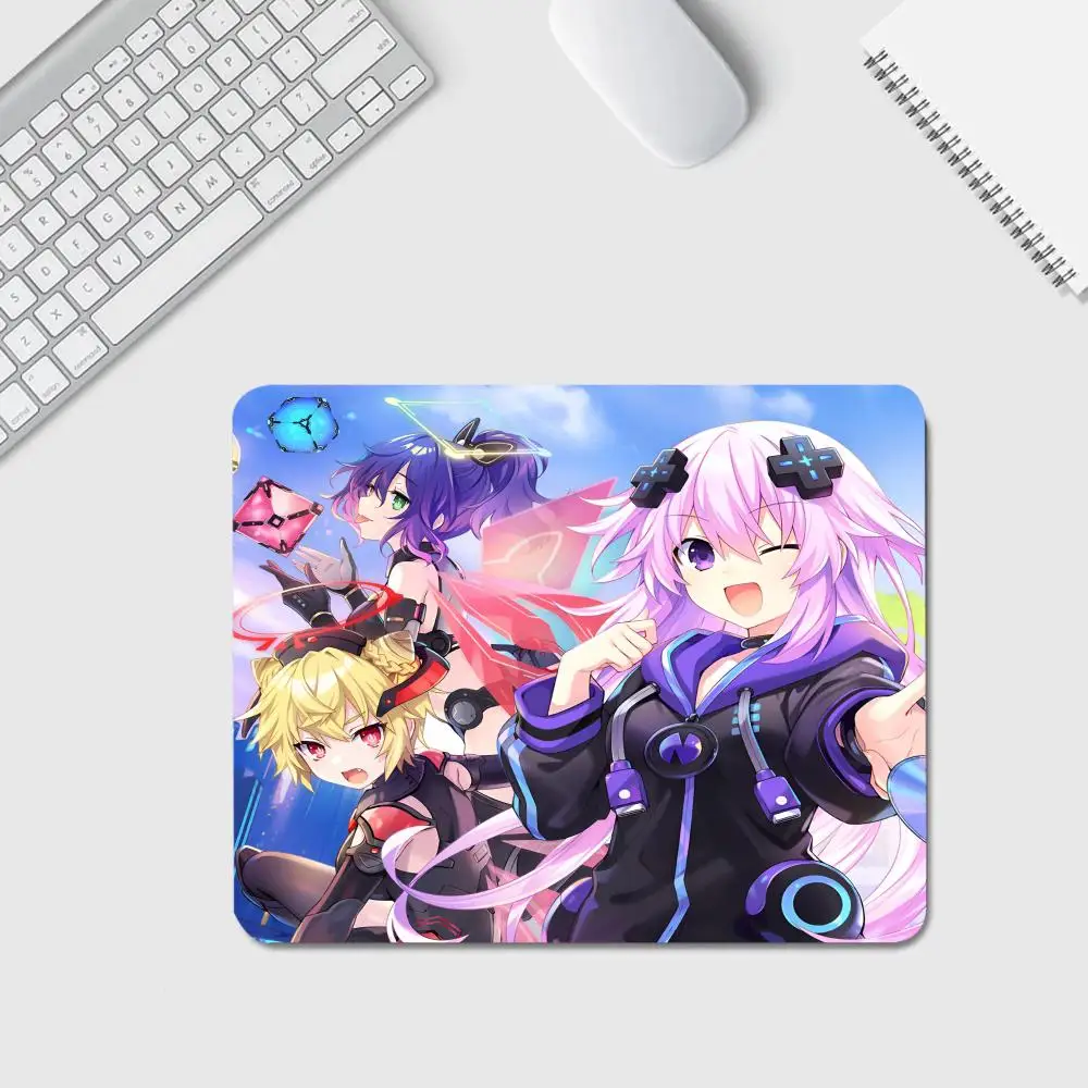 Anime Hyperdimensions Neptunias Mouse Pad Anime Game Mouse Pad High Quality Small Desk Pad Rubber Laptop Desk Pad