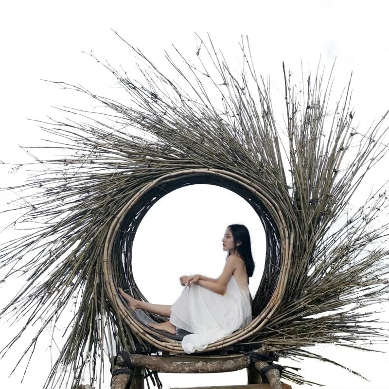 Scenic clock in wedding dress shooting props creative round bed heart nest
