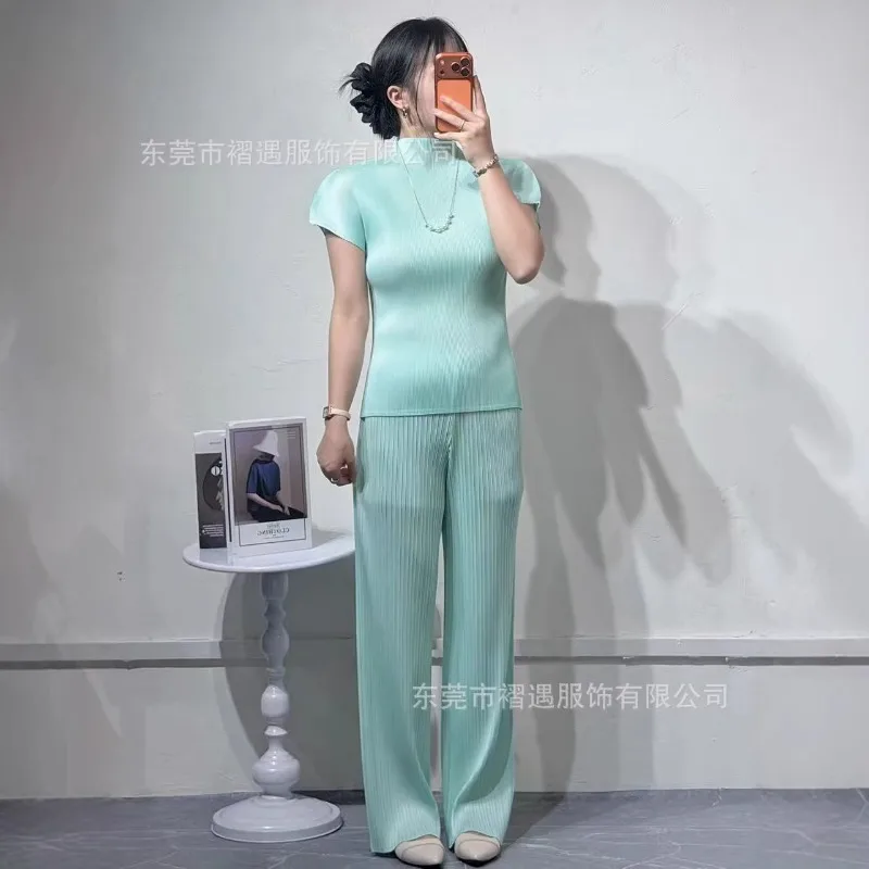 

Miyake Pleated Basic Pant Suit 2026 Spring/Summer New Solid Color Fold Glossy Casual Versatile Loose Pleats Trousers Suit