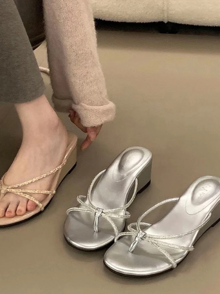 

Women's Summer Outdoor Sandals Fairy Thin Strap Clog Shoes Korean Style Ultra Leather Upgraded Version Waterproof Platform