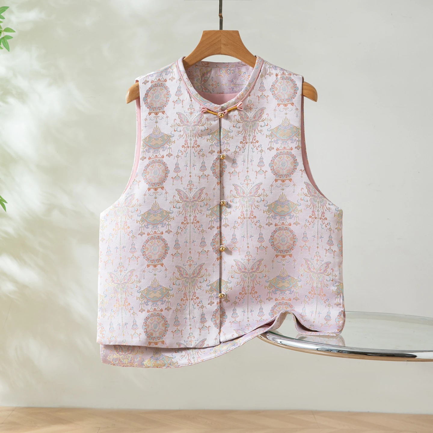 

Silk Vest round Ne Women's Sle Traditional Chinese National Faion Outerwear irt Single Button Closure