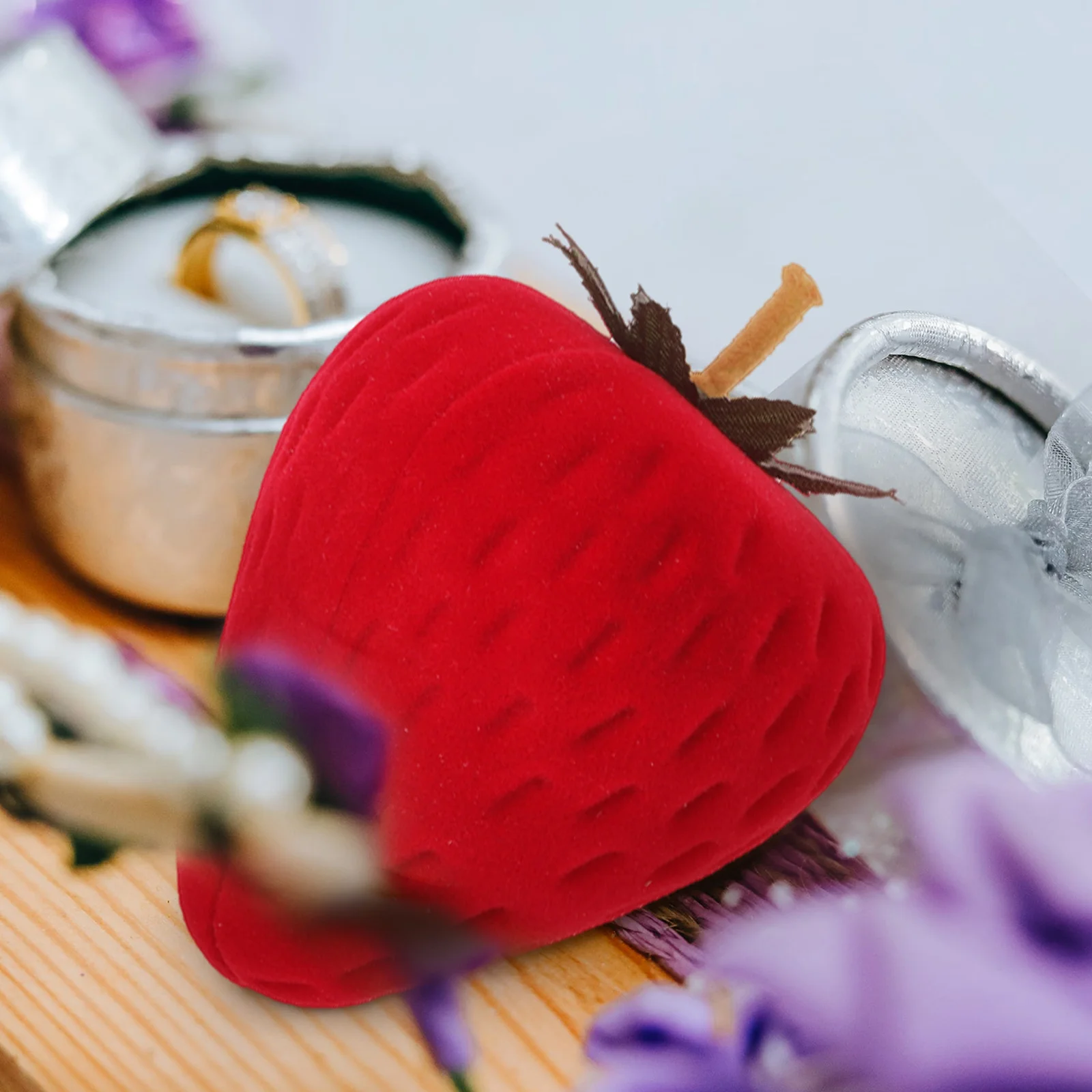 

3pcs Ring Box Case Decorative Wedding Jewelry ganizer Red Strawberry Shaped Box Earrings Storage Supply Valentine Gifts