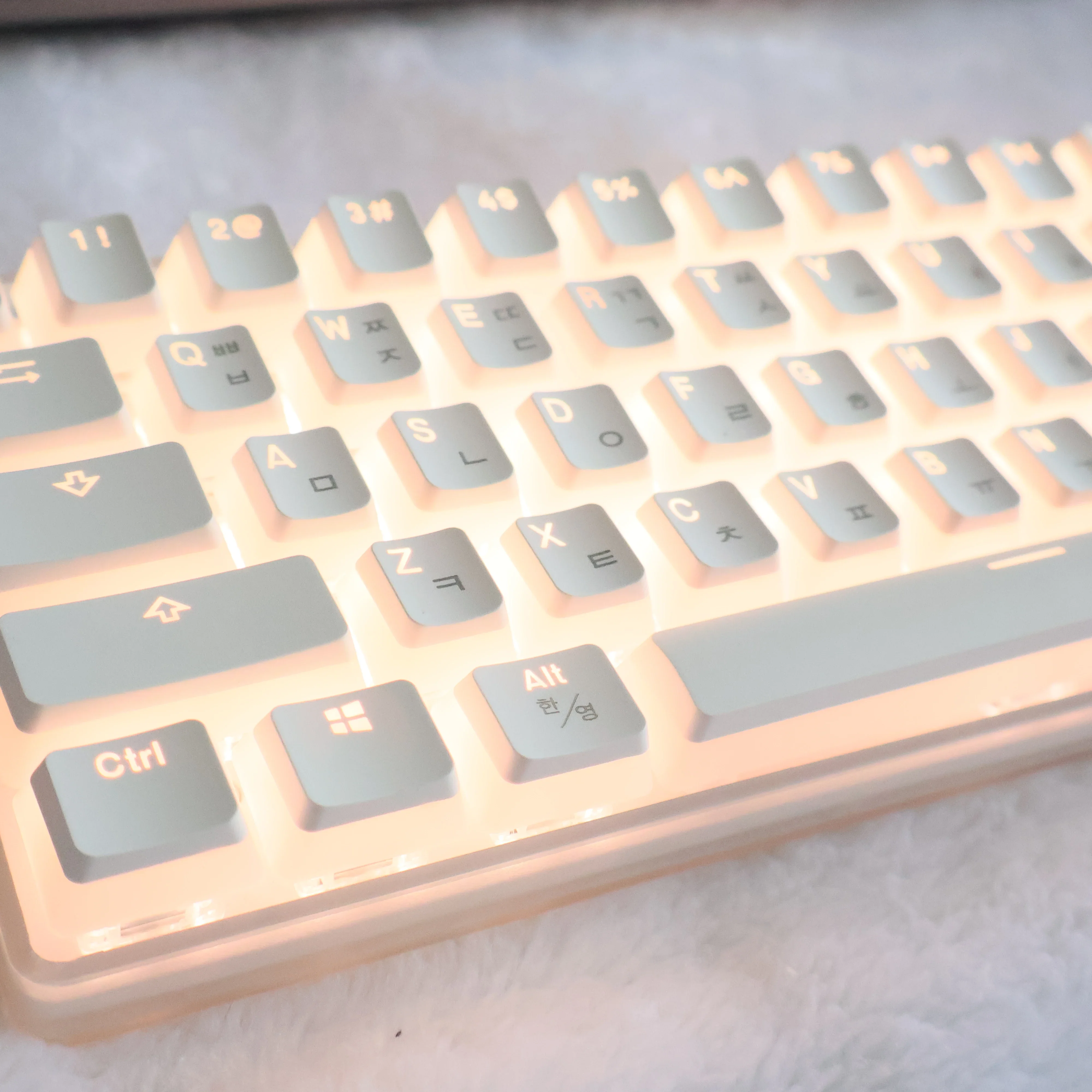 Juego de teclas transparentes coreanas PBT que brilla a través de teclas retroiluminadas perfil OEM para teclado mecánico MX Switch