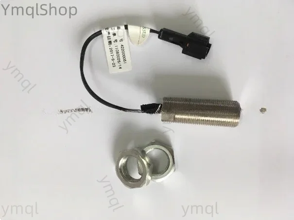 Replacement Retarder Speed Sensor For 422000051 Eddy Current Toothed Wheel Type Bus Coach Parts