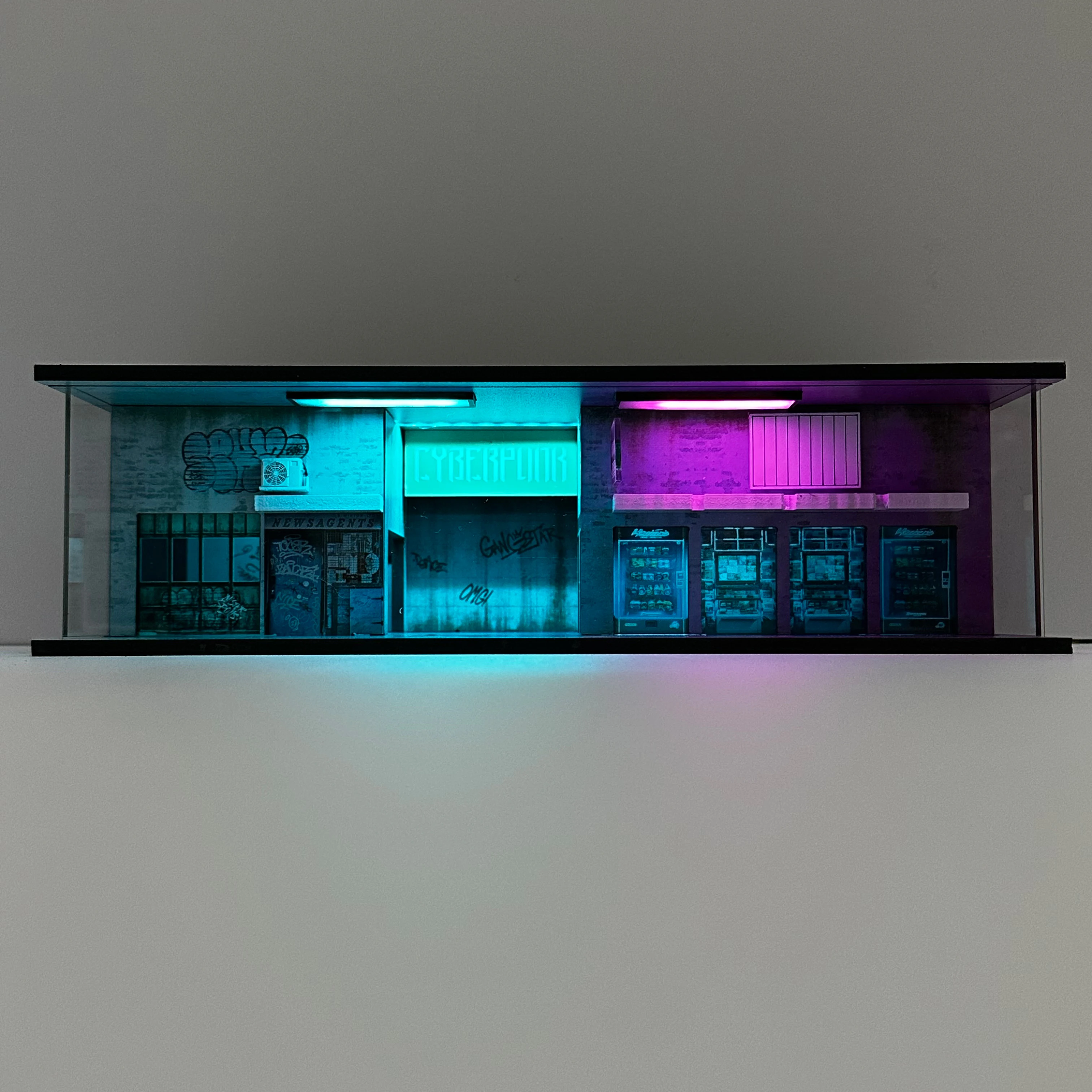 GSF Auto-Parkplatz-Miniaturen im Maßstab 1:64, Cyberpunk-Serie, LED-beleuchtete Montageszene, Diorama für Modellauto-Präsentation & Sammler 6