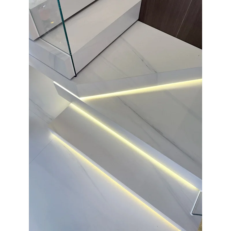 custom.CBMmart New Modern Indoor Metal Stairs Customized Mono Stringer Straight Staircase White Color Design