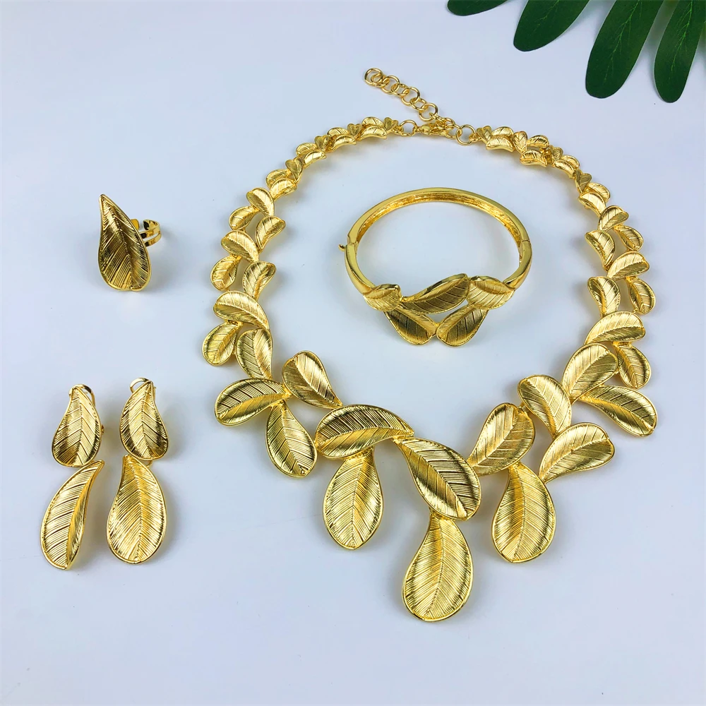 

TITI Dubai 18k Gold Plated Women Jewelry Set Classic Design Plant Leaves Necklace Earrings Bracelet And Ring 4PCS Set Jewelry