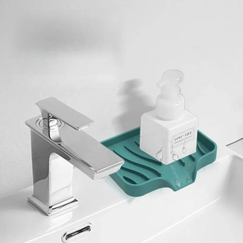 Soap Dispenser Silicone Soap Dish for Bathroom Self Draining Soap Bar Holder Kitchen Sink Soap Dish Sponge Drain Pad Countertop