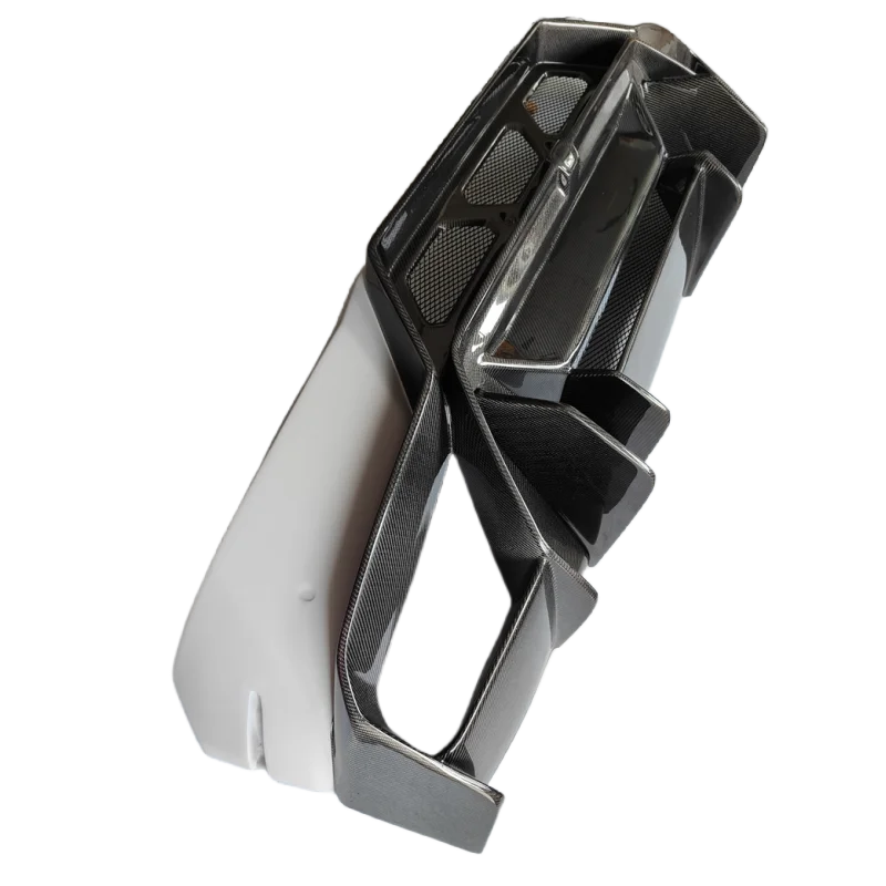 

Suitable for Lamborghini Huracan LP580 LP610 modified body kit V style semi carbon fiber rear bumper