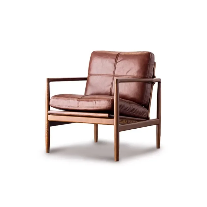 Retro-Designer-Flügelstuhl aus massivem Holz und Leder