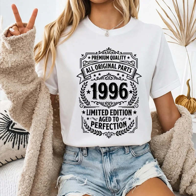 Limited Edition 1996 Vintage Laurel Wreath Frame Graphic T Shirt Unisex Men Women 28th Birthday Aged To Perfection Gift Tee
