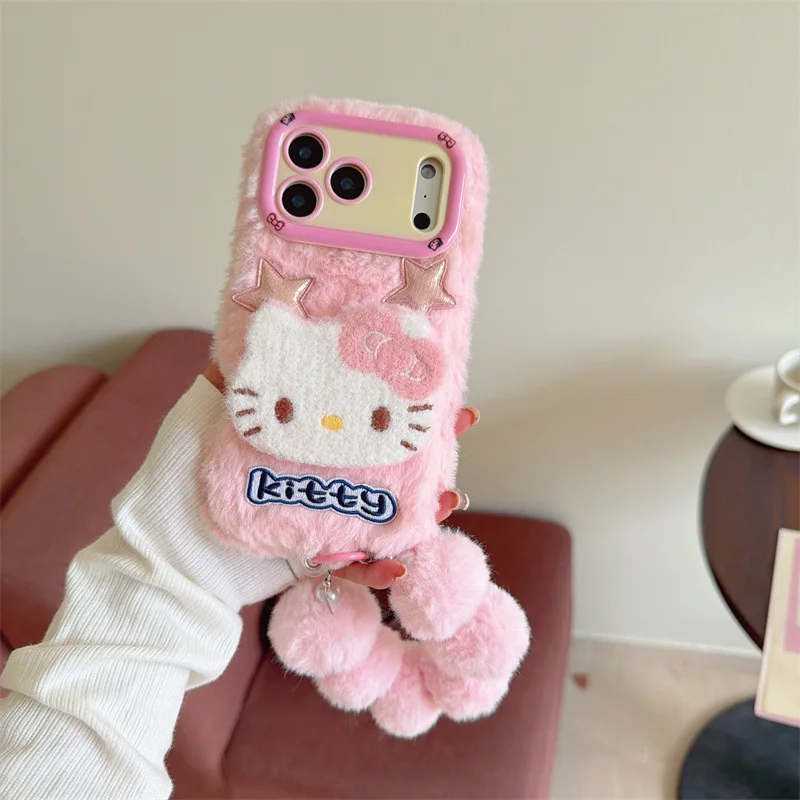 Custodia per telefono con supporto per fotocamera soffice in pelliccia 3D Hello Kitty carina per iPhone Air 11 13 14 12 15 16 17 Pro Max Custodia antiurto per braccialetto
