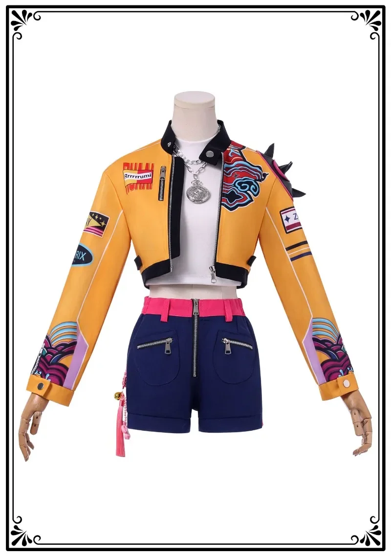 Halloween Zoey Mira…