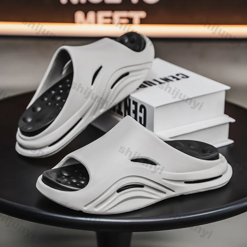 

Мужские тапочки One Word, новинка лета 2023, уличная пляжная обувь на мягкой подошве на платформе, легкие удобные повседневные домашние тапочки