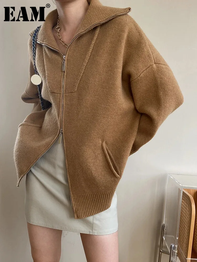 [EAM] Camel Big Size Thick Elegant Knitting Cardigan Sweater Lapel Long Sleeve Women New Fashion Tide Spring Autumn 2025 26D55