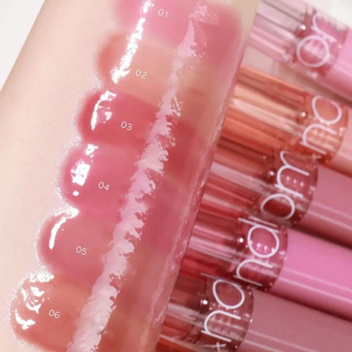 rom&nd Glasting Color Gloss, Tekstura Syropu, Efekt Błyszczącego Lustra 3D, Efekt Powiększania, Edycja Limitowana, Brokat, K-Beauty, Makijaż Koreański