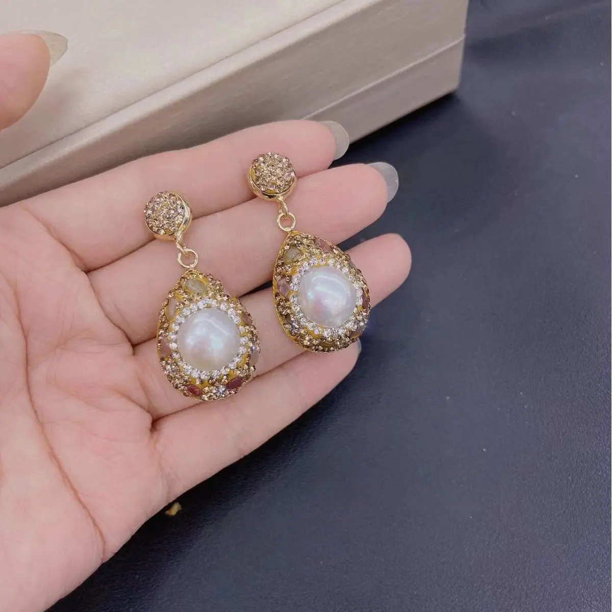 

French New Niche Personality Natural Freshwater Baroque Pearl Earrings Retro Personality Point Tourmaline Earrings Wholesale