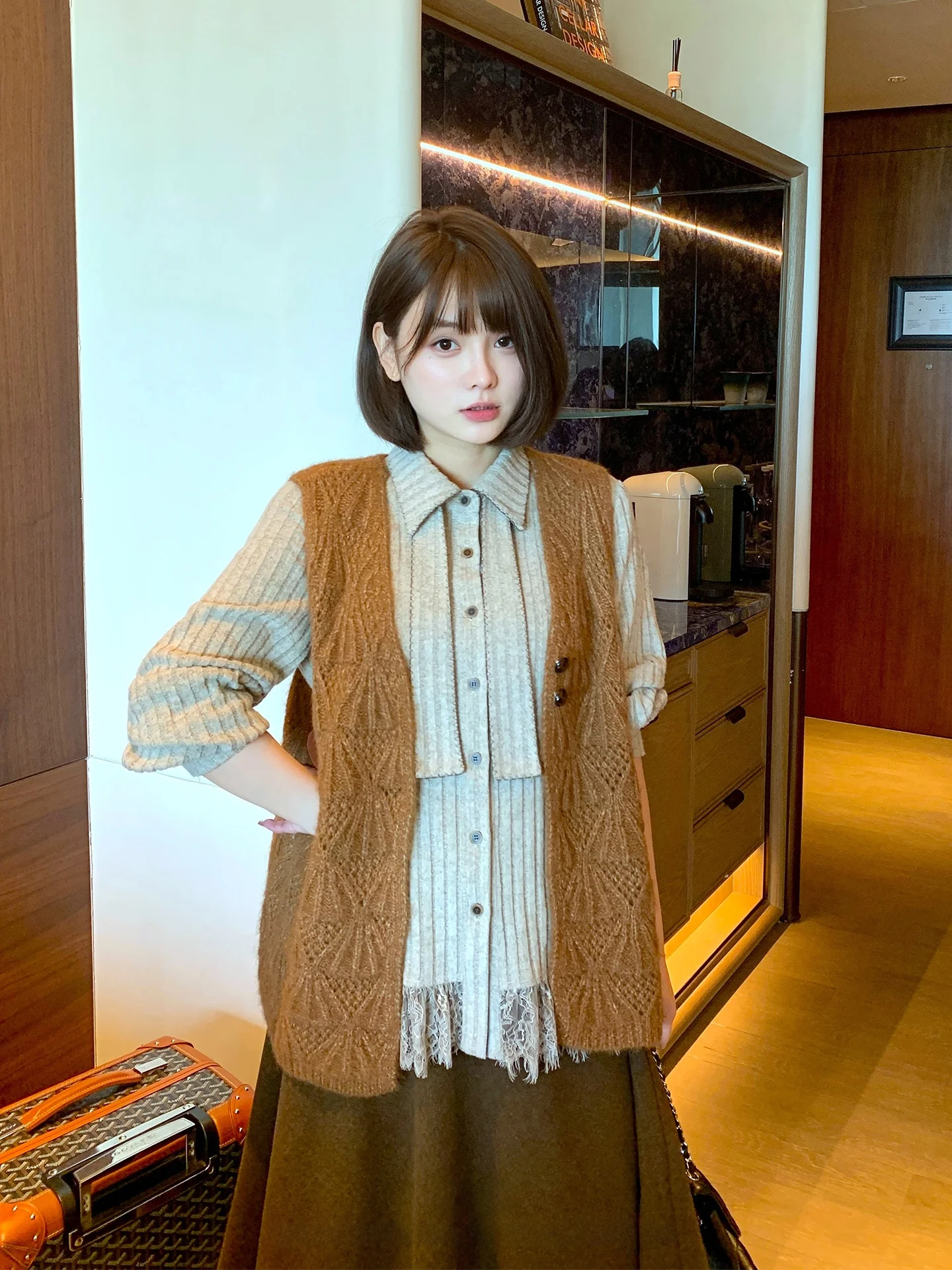 

New Arrival plus Size Women's Knitted Vest Lace Trim irt Slimming Set Faionable Commute High Waist Winter Long Sve