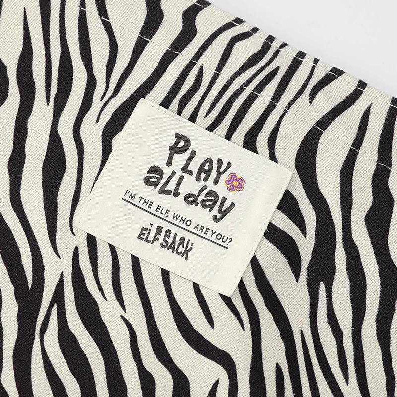 ELFSACK 2025 Autumn New Arrival Streetwear Zebra Stripes Shoulder Bag For Woman