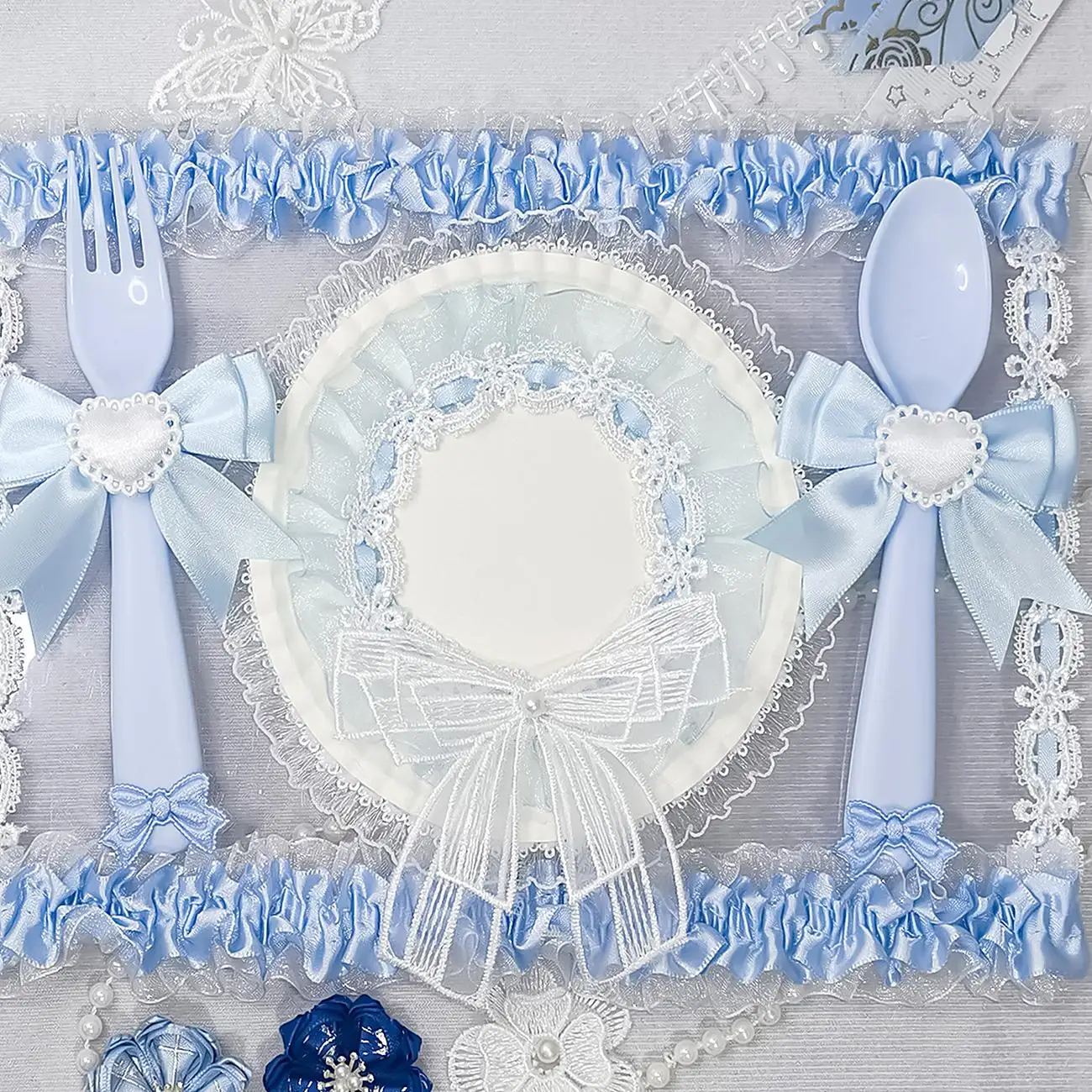 Dinner Plate Goods Display Organizer Board Clear Frame Lace Backplate Cosplay Badge Display Board Ita Bag Decoration