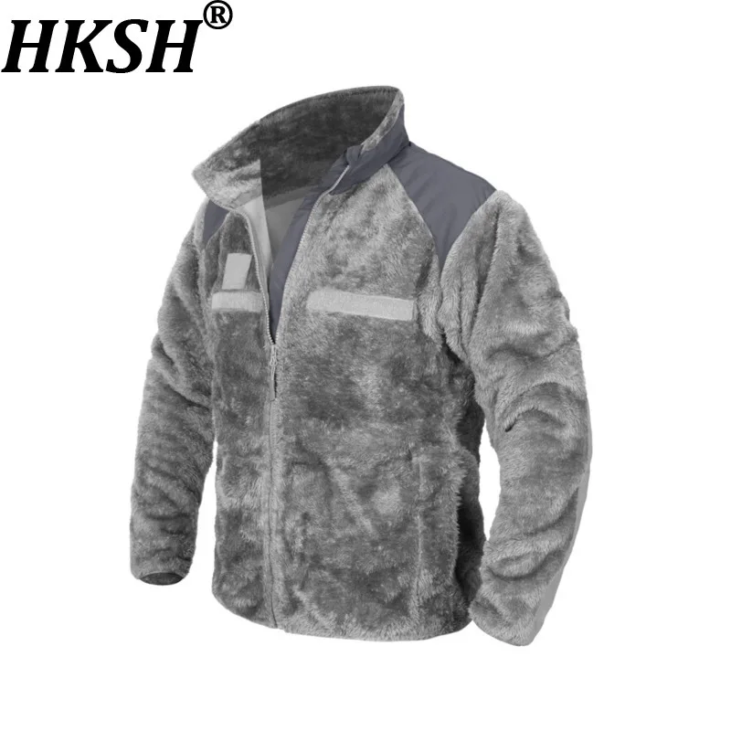 

HKSH Autumn Winter New Men Trendy Patchwork Thick Fleece Outdoor Lightweight Warm Jacket Russian Fashion Ins Padded Coat HK17947