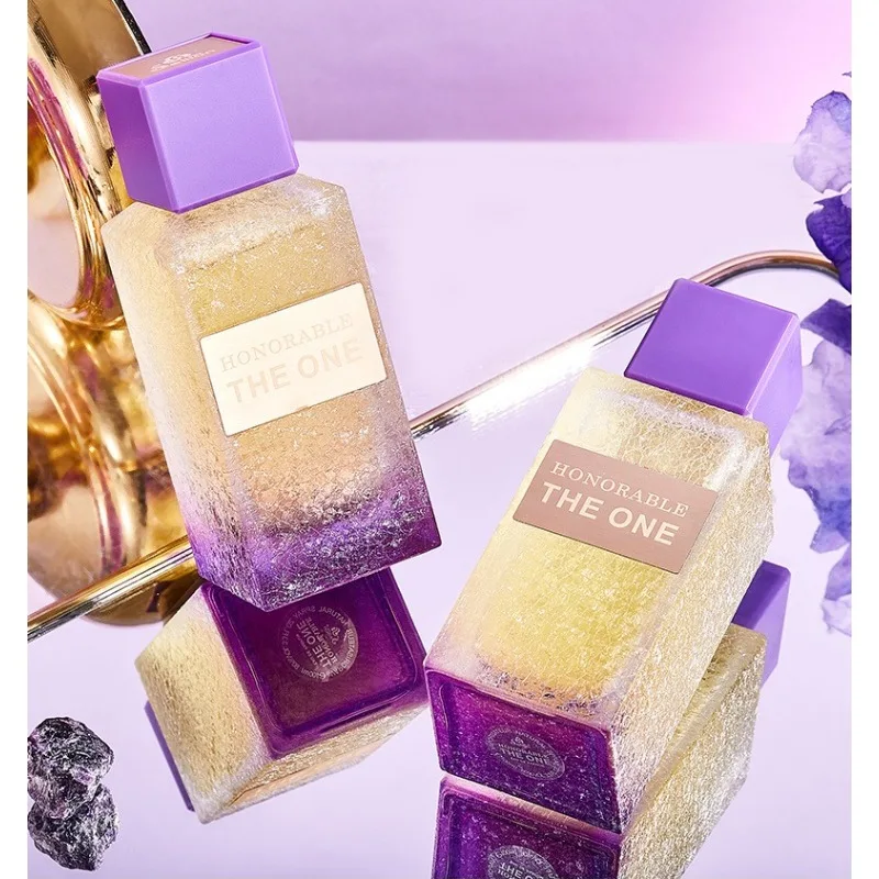 Parfum Dreamlight Illusion 100Ml Aroma Fruity Gourmand dengan Strawberry Pear Vanilla Sempurna untuk Tanggal Bisnis & Kebugaran