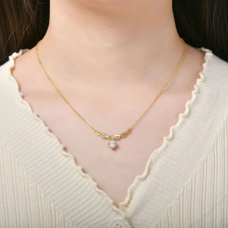 Lnkry Certified 6.5MM Moissanite Diamond Necklace For Women Exquisite Infinity Shape Pendant Necklaces Unique Design Jewelry