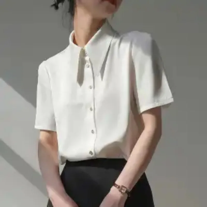 

Женская атласная блузка с коротким рукавом, с широким воротником, на пуговицах, элегантная офисная рубашка, летний топ