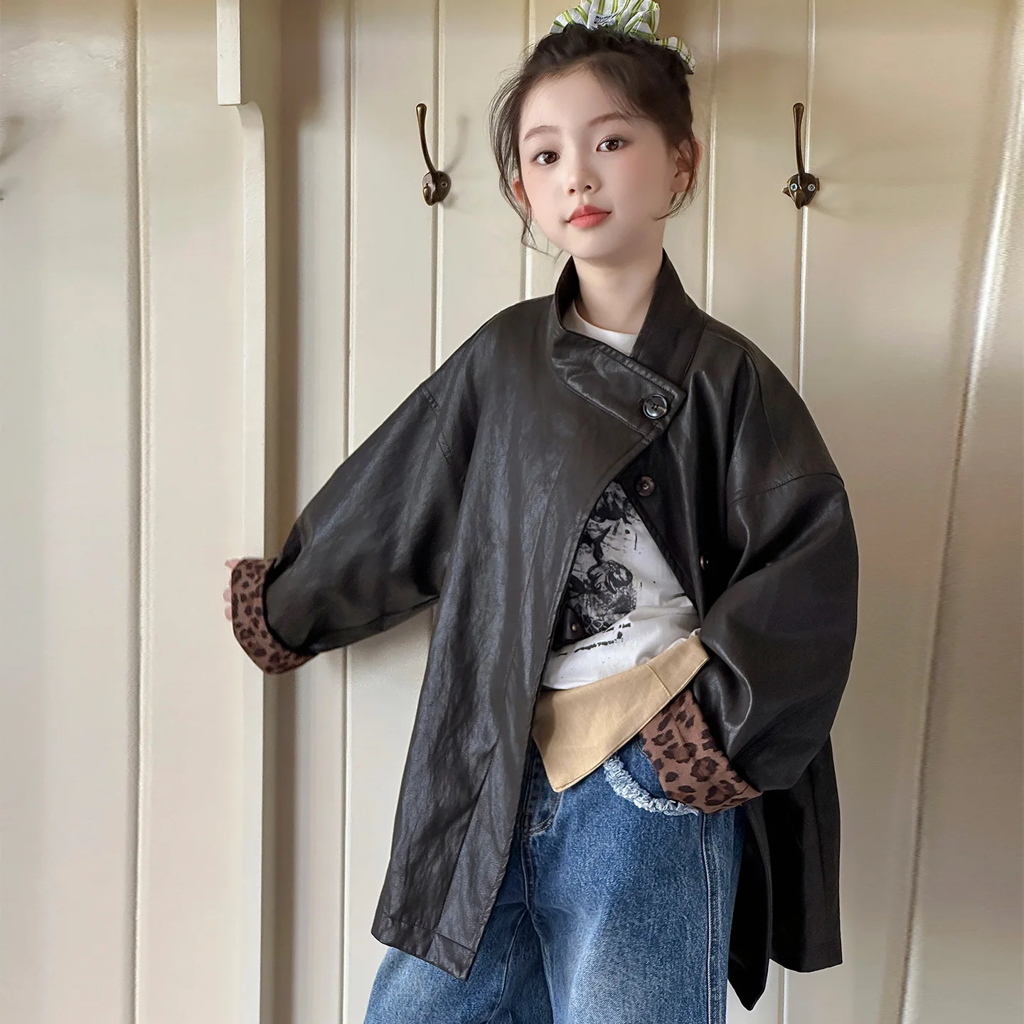 

Junior Girls Leather Jacket Autumn Teenager Girls Leopard Print Long Sleeve Coat School Girls Fashion Single-breasted Outerwear