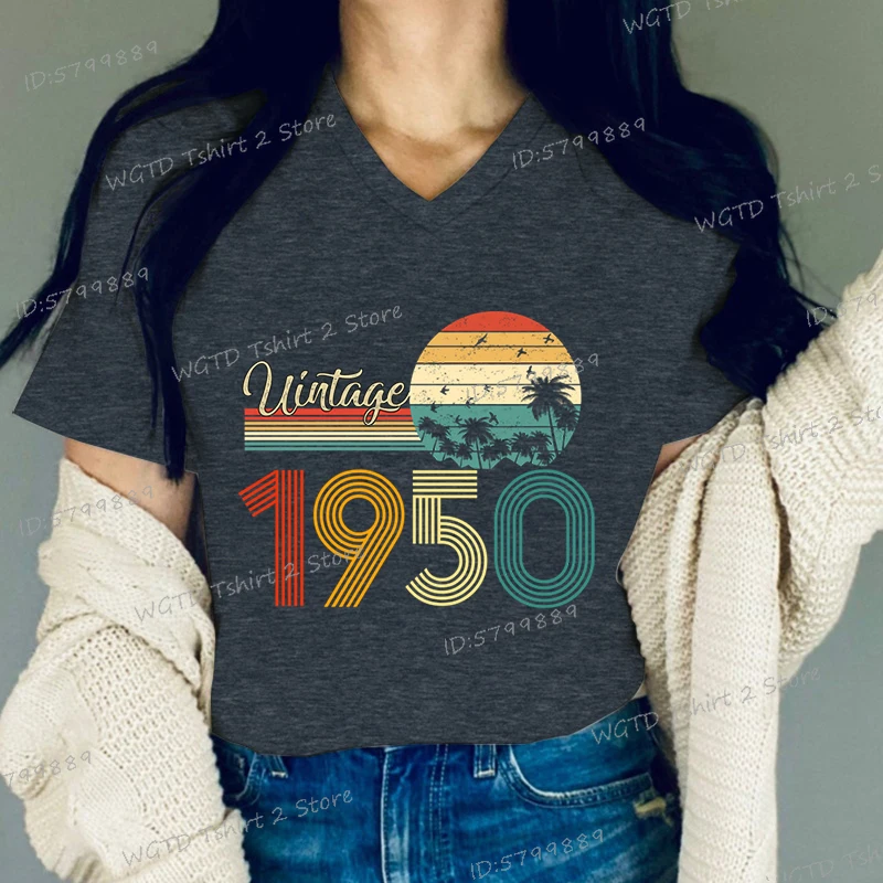 Women's Birthday Gift Vintage 1950 75 Years Old T-Shirt Gift for 75th Birthday Party Shirts Womens Anniversary Classic T-shirts