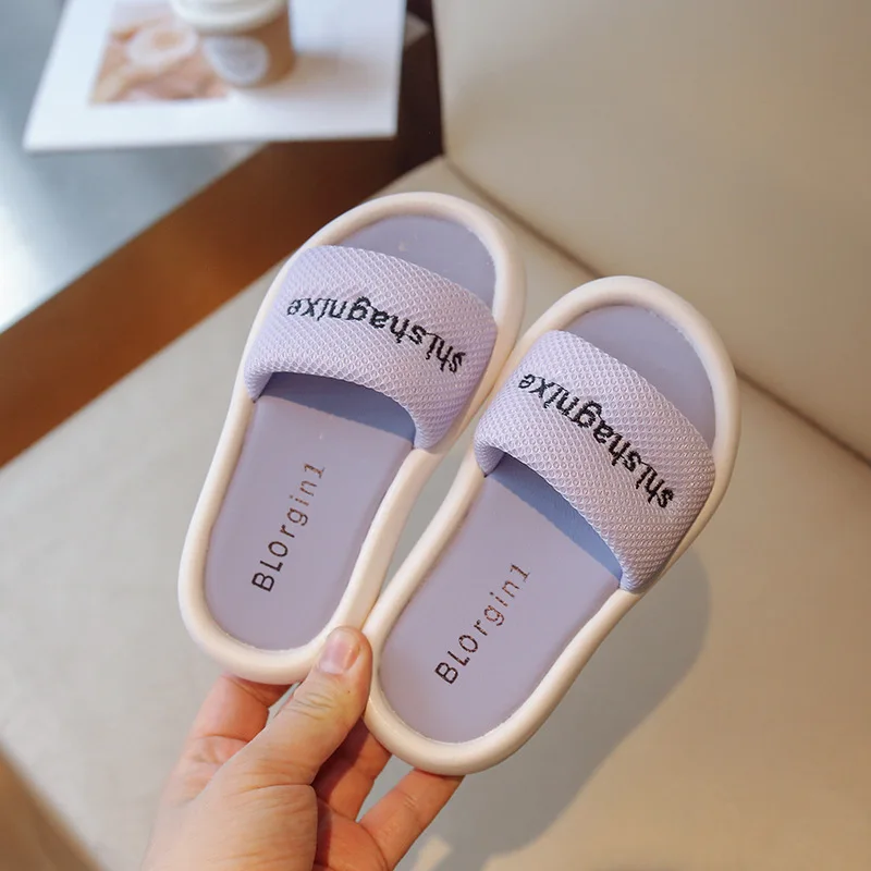 Girls' Slippers 2024 Summer New Korean Version of Simple Fashion Little Girl Flip-flops Baby Girl Flip-flops