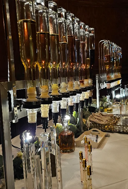 Original Scent Bar Experience Table Metal Stand 6/8/12 Heads 375/500ml Personalization Perfume Dispenser with Pressing Sprayer