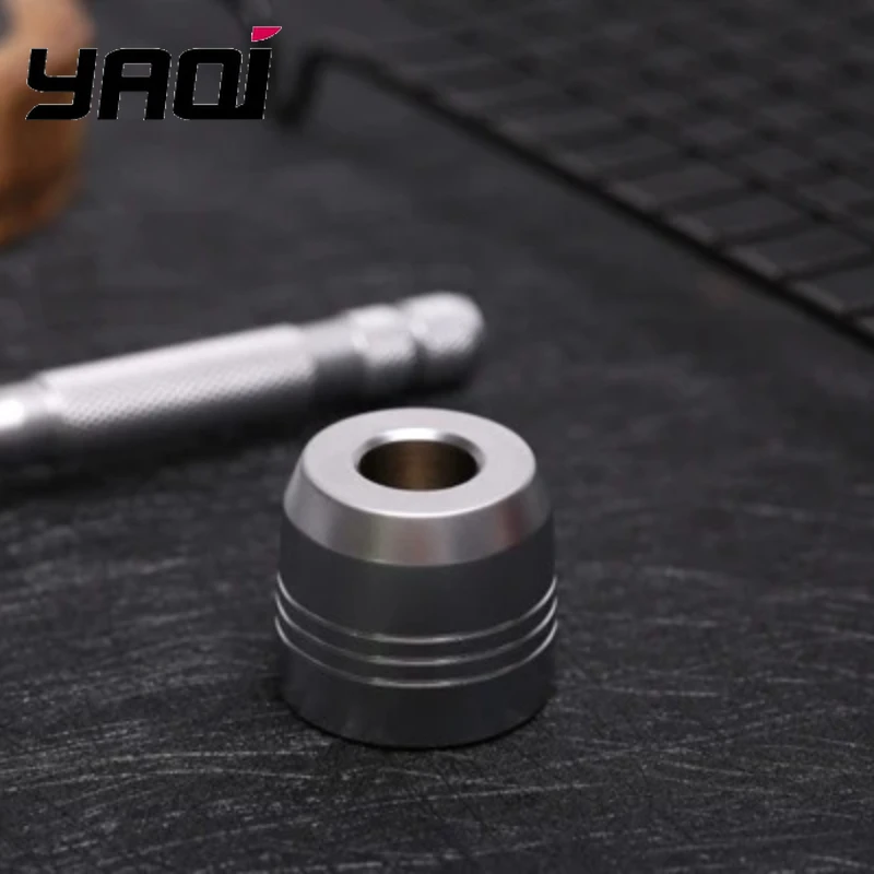 

2026 Yaqi Matte Chrome Color Mens Shaving Razor Holder Shaver Base Men Razor Stand Larg Handle Shaver Holder
