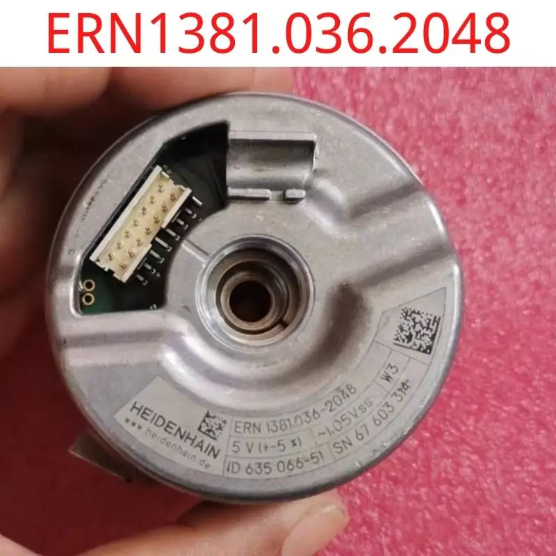 teste usado ok real ERN1381.036.2048 codificador HEIDENHAIN do motor do eixo 1381.036.2048
