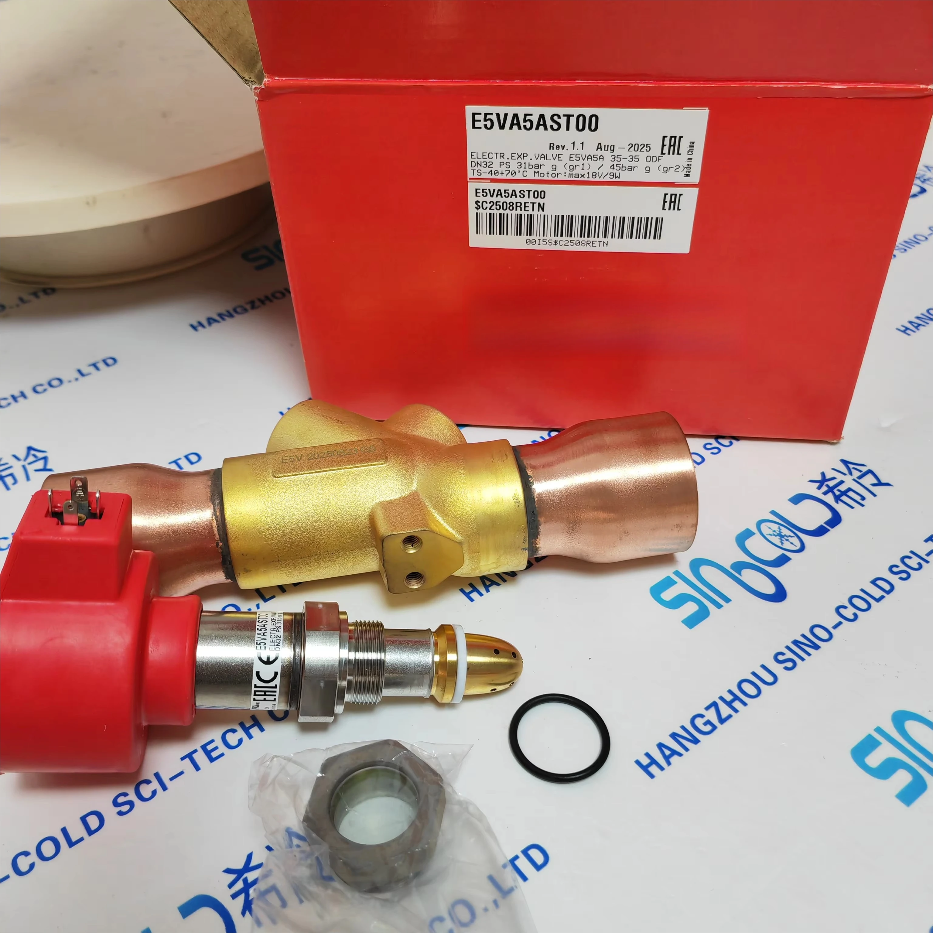 

Электронный расширительный клапан E5VA5AST00 для кондиционеров и холодильных блоков холодных помещений