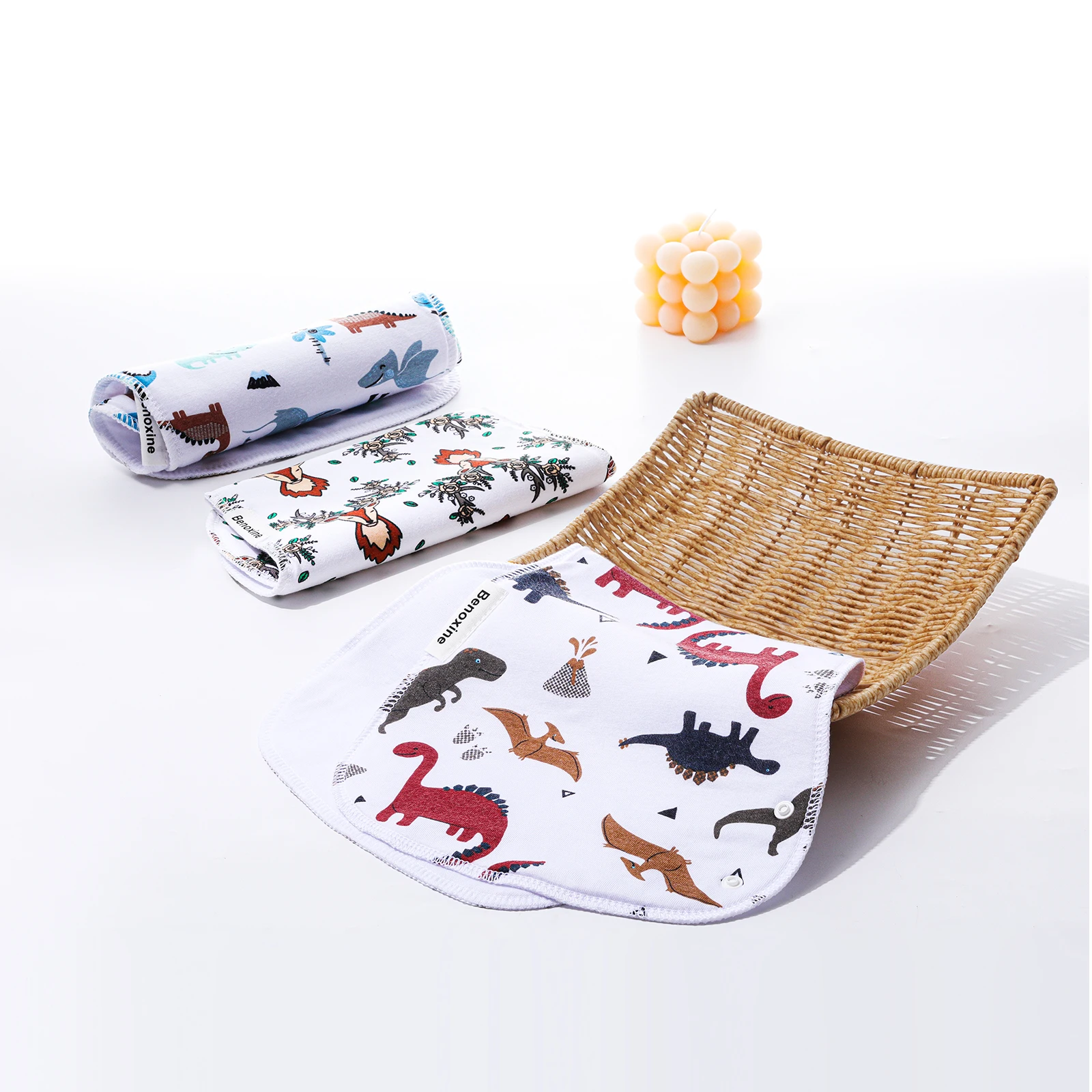 بينوكسين 12 قطعة - مناشف تجشؤ  - مراجعة Printed Bibs Pack وسعره