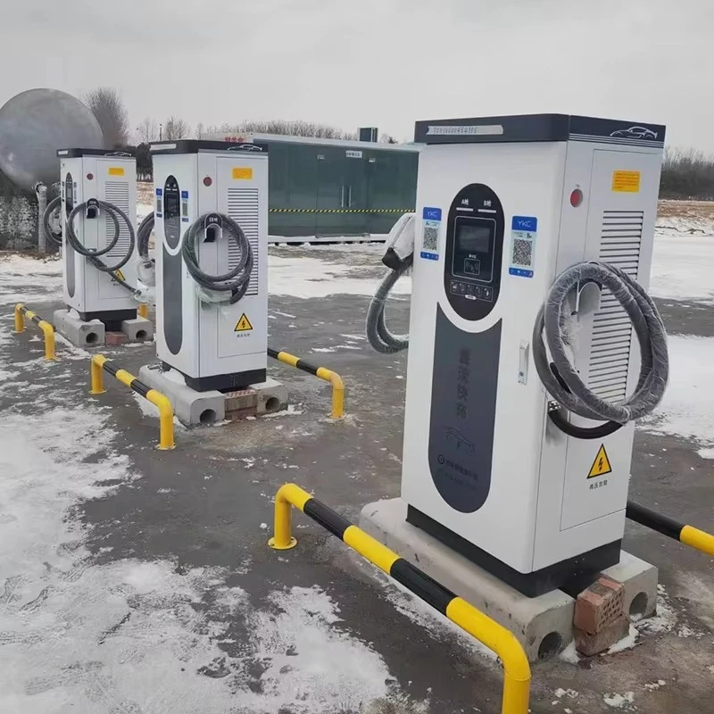 เครื่องชาร์จรถยนต์ไฟฟ้ากระแสตรงแบบพกพา 60kW พร้อมรถเข็นและช่องรับพลังงานแสงอาทิตย์ รองรับ 380V/480V กันน้ำ IP67